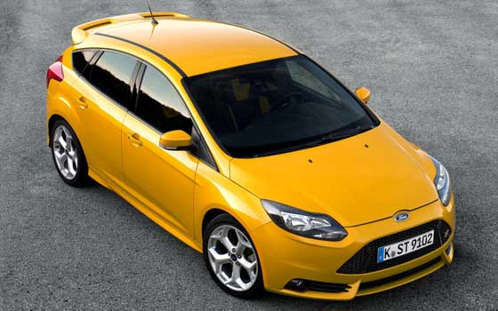 Ford Focus ST on Drive