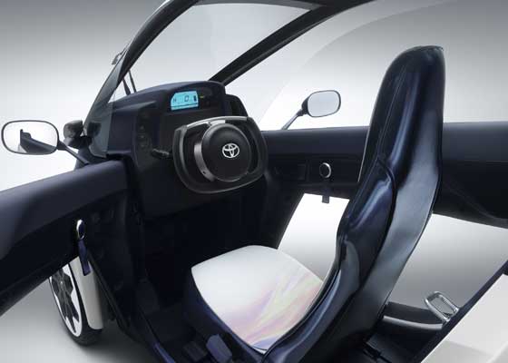 More car like interior for the Toyota i-ROAD