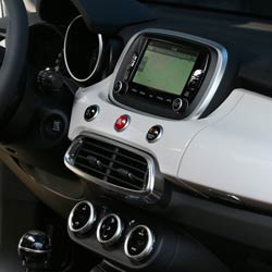 Fiat-500X-interior-console