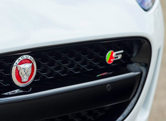 Drive-Reviews-the-Jaguar-F-Type-Coupe-V6S-2