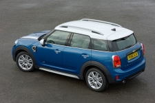 Jonathan Humphrey reviews the New MINI Countryman for Drive.co.uk-10