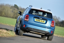 Jonathan Humphrey reviews the New MINI Countryman for Drive.co.uk-3