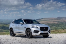 Neil Lyndon reviews the Jaguar F-Pace for Drive.co.uk-1