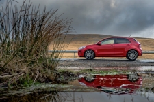 Tom Scanlan reviews the All-New Kia Rio for Drive 1