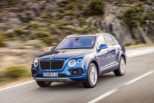 Neil Lyndon reviews the Bentley Bentayga for Drive 3