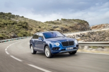 Neil Lyndon reviews the Bentley Bentayga for Drive 4