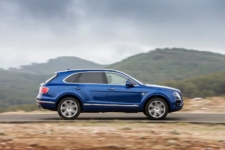 Neil Lyndon reviews the Bentley Bentayga for Drive 9