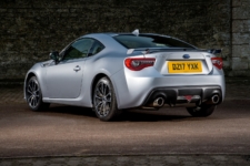 Tom Scanlan reviews the 2017 Subaru BRZ for Drive 16