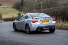 Tom Scanlan reviews the 2017 Subaru BRZ for Drive 2