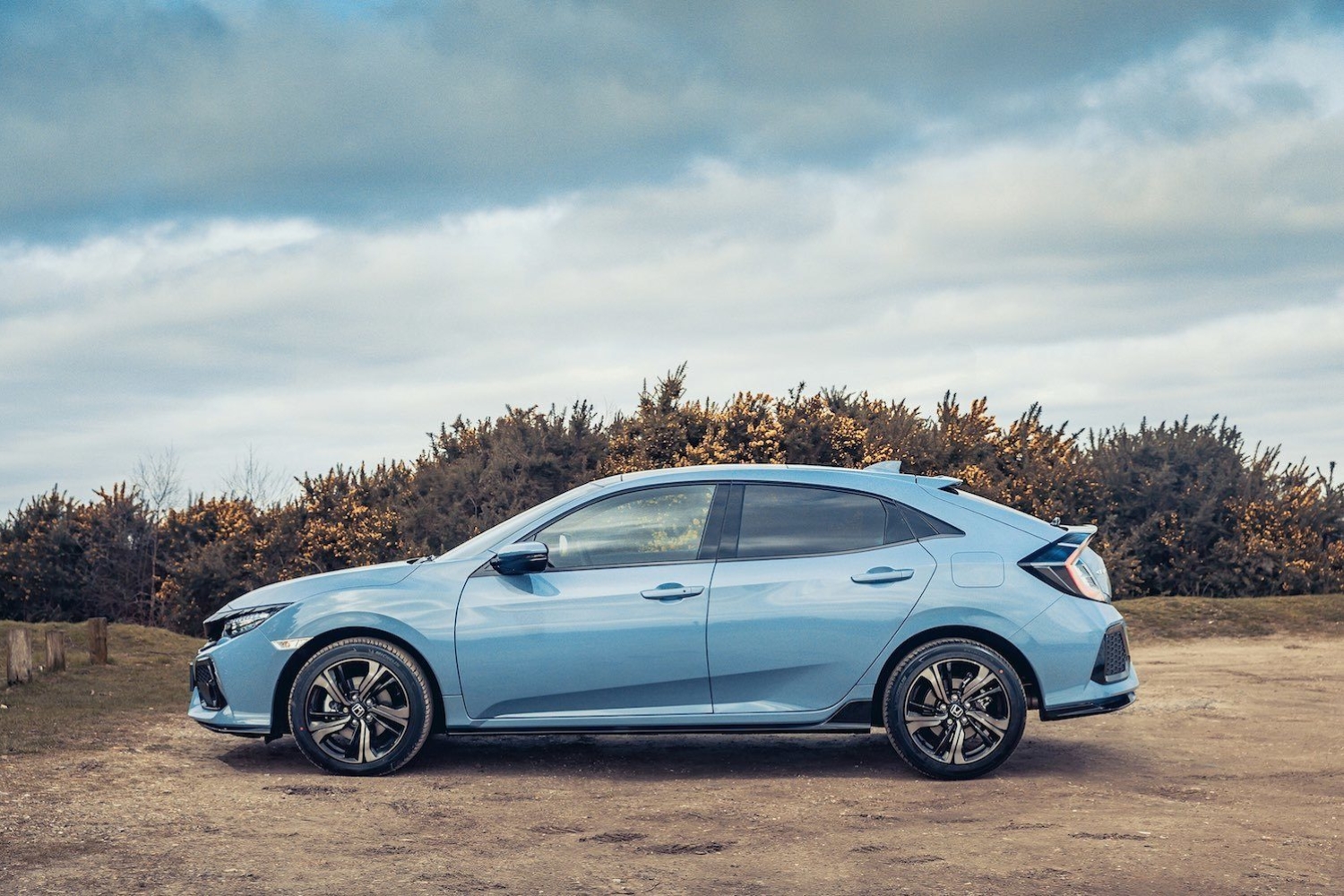 Tom Scanlan drives the New Honda Civic car review by Drive 11