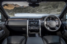 Neil Lyndon reviews the All New Land Rover Discovery in Scotland 19