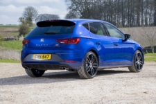 Tom Scanlan drives the New SEAT Leon and SEAT leon Cupra 12