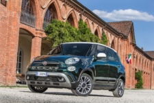 Tim Barnes-Clay reviews the New Fiat 500L from the first drive in Italy 4