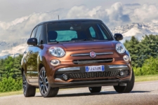 Tim Barnes-Clay reviews the New Fiat 500L from the first drive in Italy 7