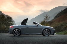 Tom Scanlan reviews the Audi TT RS Roadster for Drive 30