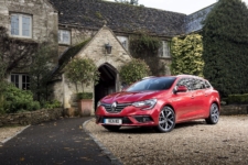 Neil Lyndon reviews the lates Renault Megane Sport Tourer for Drive 5