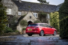 Neil Lyndon reviews the lates Renault Megane Sport Tourer for Drive 6