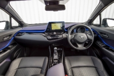 Tom Scanlan reviews the Toyota C-HR Hybrid for Drive 12