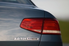 Tom Scanlan reviews the 2017 Volkswagen Passat 12