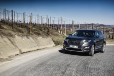 Tom Scanlan reviews the Ford Edge Vignale 7