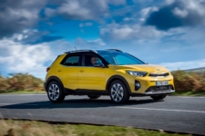 All New Kia Stonic reviewed by Tom Scanlan for Drive 2