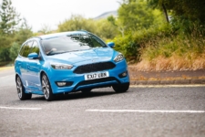 Neil Lyndon reviews the 2017 Ford Focus ST-Line Estate for Drive 3