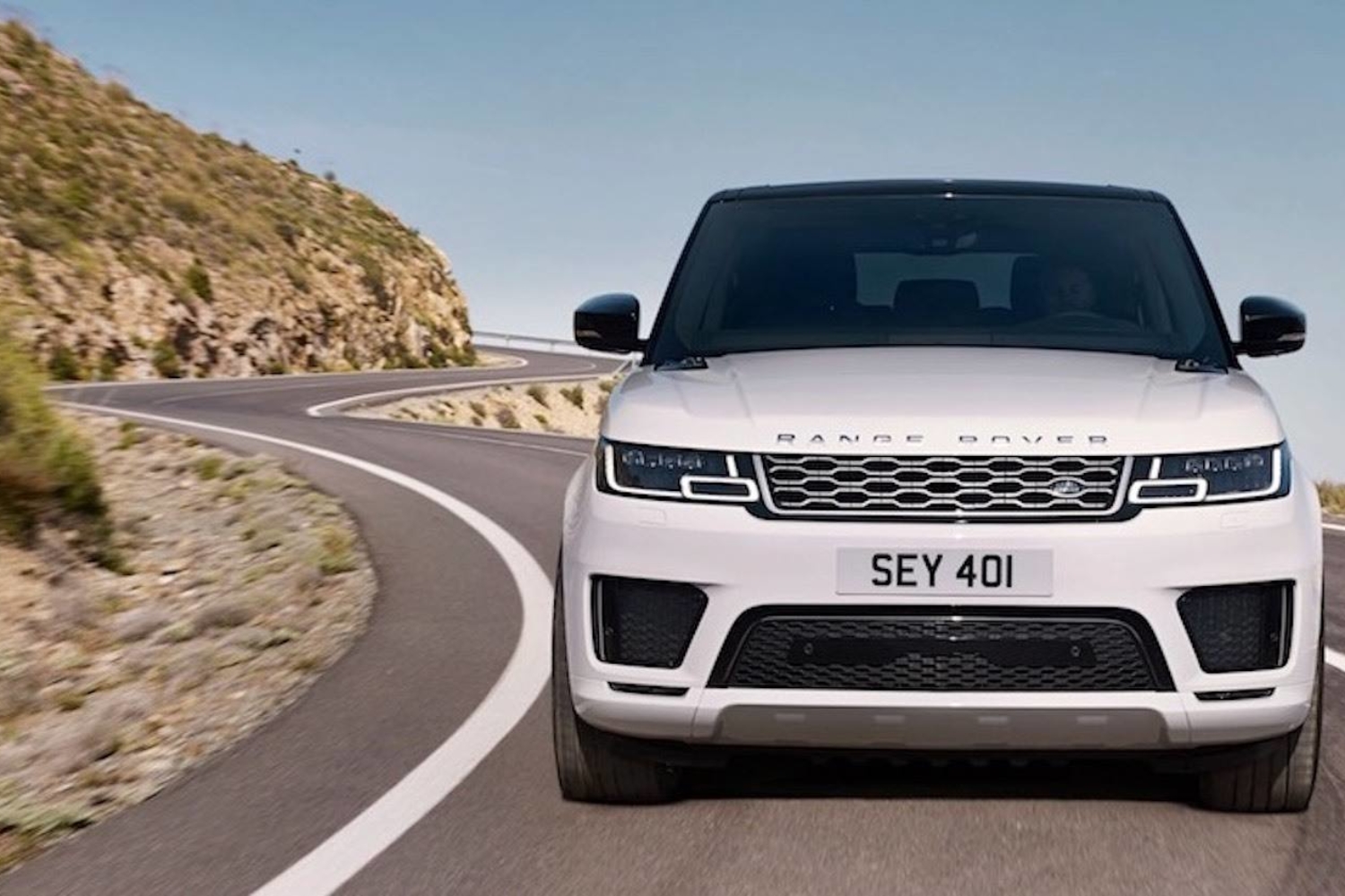 drive-Land Rover Sport PHEV 2