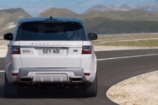 drive-Land Rover Sport PHEV 3