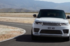 drive-Land Rover Sport PHEV 7