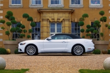 Ford Mustang reviewed by Tom Scanlan for Drive 1