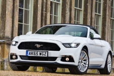 Ford Mustang reviewed by Tom Scanlan for Drive 4