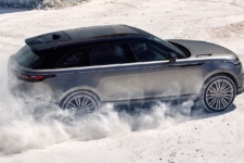 Neil Lyndon reviews Range Rover Velar for Drive 8