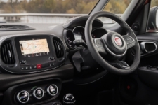 The Fiat 500L reviewed by Tom Scanlan for Drive 17