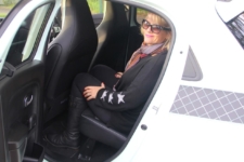 Lisa Richardson-Humphrey enjoys the Renault Twingo Iconic parisienne 15