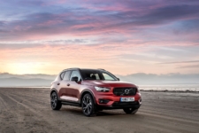 Neil Lyndon reviews the New XC40 from Volvo 37