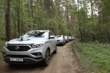 Tom Scanlan reviews the All-New SsangYong Rexton Ultimate 4×4 for Drive 1