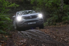 Tom Scanlan reviews the All-New SsangYong Rexton Ultimate 4×4 for Drive 22