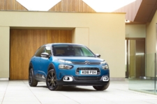 Tom Scanlan reviews the New Citroen Cactus for Drive 3