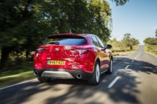 Tom Scanlan reviews Alfa Romeo Stelvio for drive 16