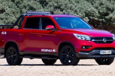 drive-Tim Barnes-Clay Carwrite-ups reviews the New SsangYong Musso Pick-Up 2018 7