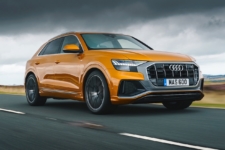 Maggie Barry reviews the All-New Audi Q8 Vorsprung edition for drive 3