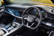 Maggie Barry reviews the All-New Audi Q8 Vorsprung edition for drive 5