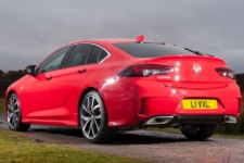 Tom Scanlan reviews the Vauxhall Insignia GSi Sportshatch for Drive 19