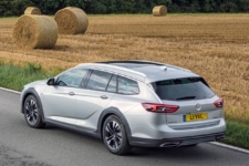 drive-Neil Lyndon reviews the Vauxhall Insignia Country Tourer 12