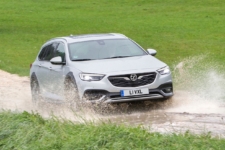 drive-Neil Lyndon reviews the Vauxhall Insignia Country Tourer 7