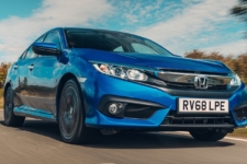 Tom Scanlan drives the New Honda Civic 4-door 18