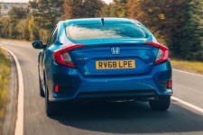 Tom Scanlan drives the New Honda Civic 4-door 25