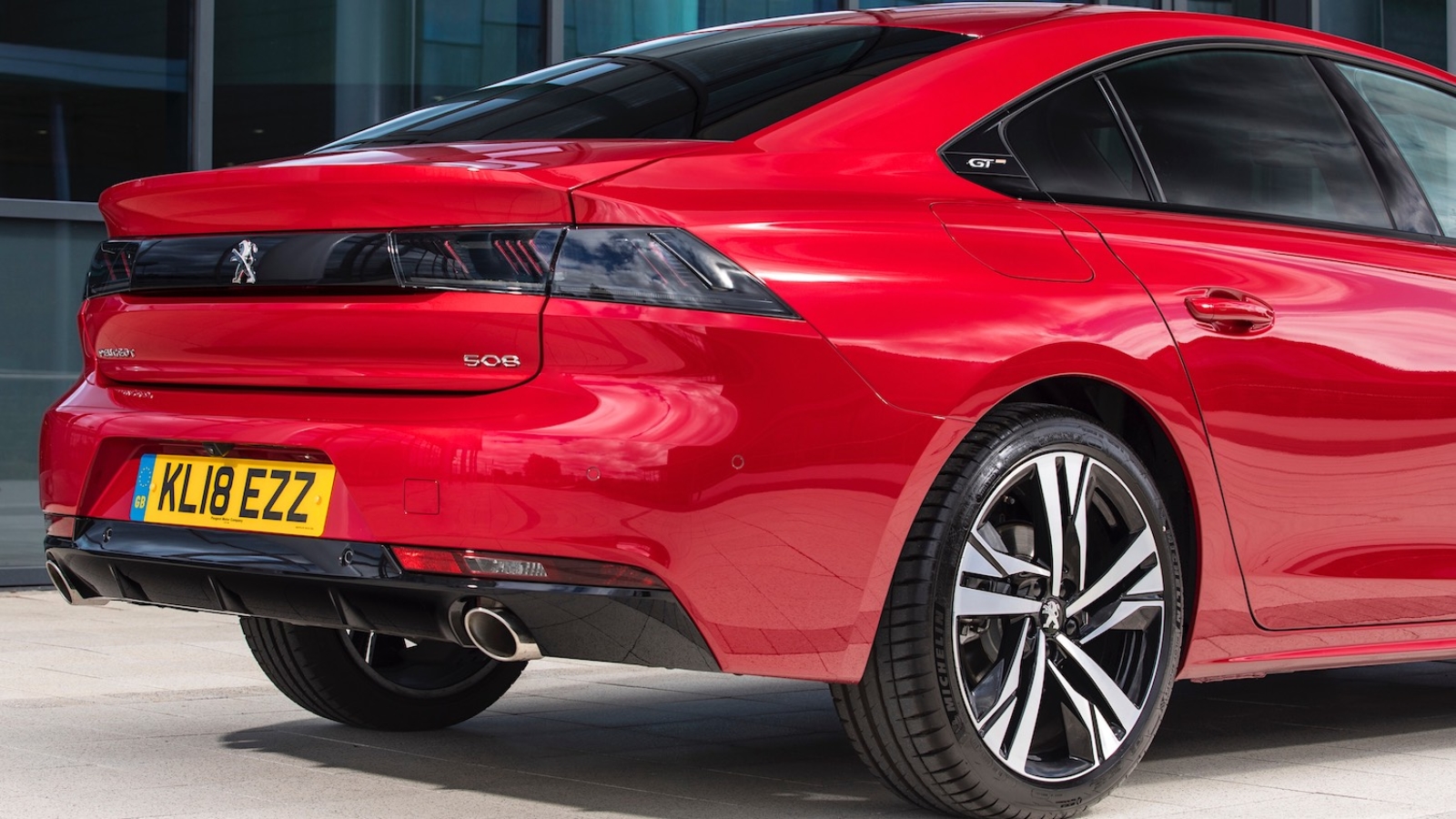 Jonathan Smith first UK drive in the New Peugeot 508 Fastback 7