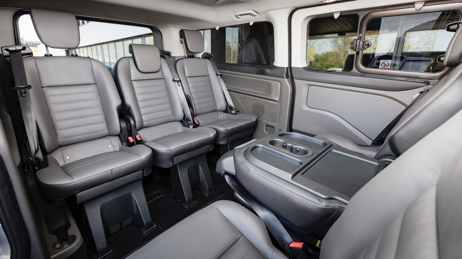 Neil Lyndon drives the Ford Tourneo Custom Minibus 2