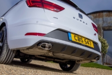 Tom Scanlan reviews the SEAT LEON CUPRA 300 TSi 4Drive for Drive 8